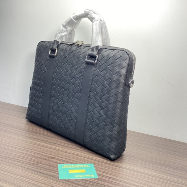 ボッテガヴェネタバッグ内部構造